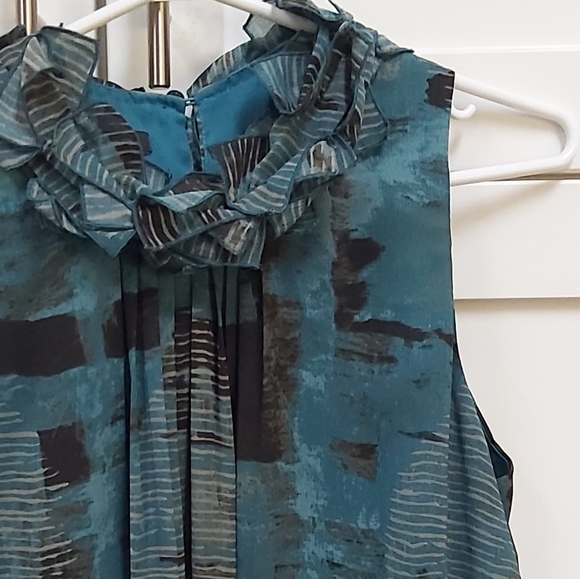 Anne Klein sleeveless blouse - Picture 6 of 6